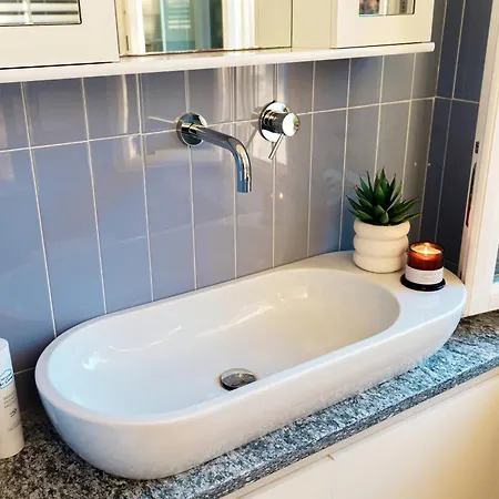 Rocawood - By Myhomeincomo * Brunate